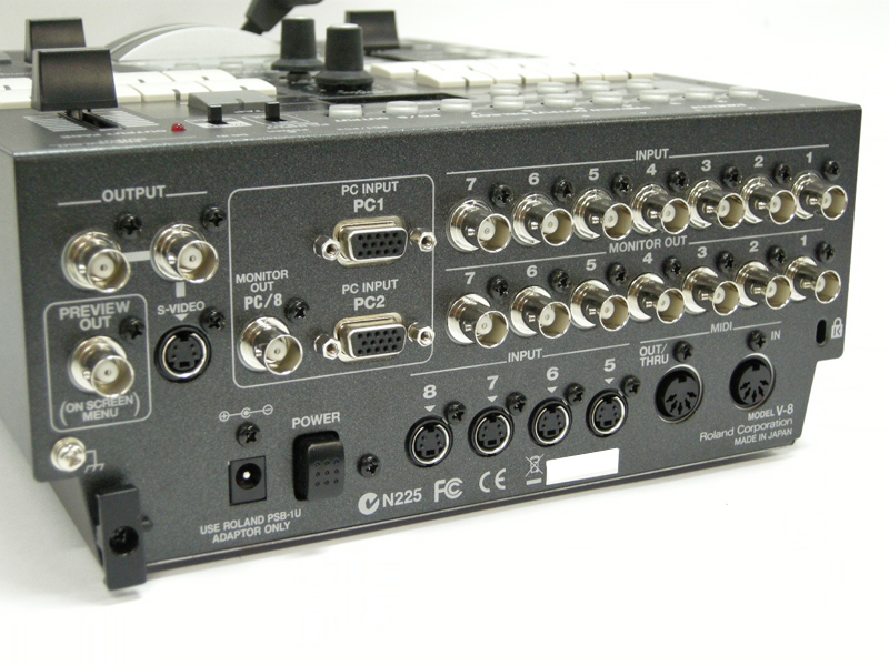 Roland EDIROL V-8 8chビデオミキサー |放送機材のことならアップドラフトにお任せください。
