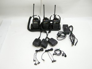 【美品３台セット】STANDARD VXD450U　デジタル簡易無線機  中古